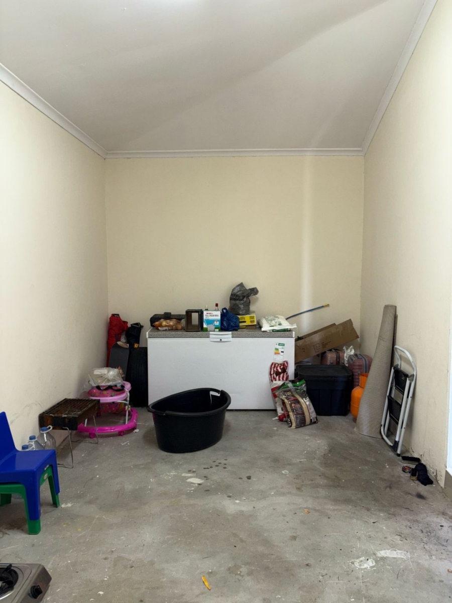 3 Bedroom Property for Sale in Cove Rock Eastern Cape